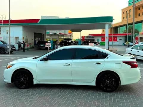 Used Nissan Altima 3.5SR 2017 Used Nissan Altima 3.5SR 2017 for sale