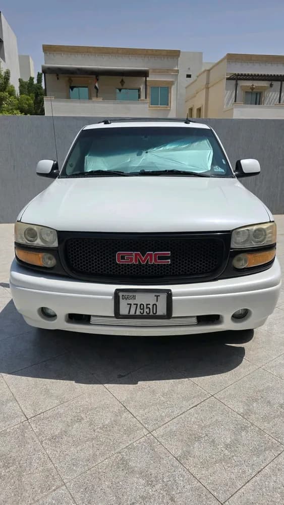 Used GMC Yukon Denali 2005
