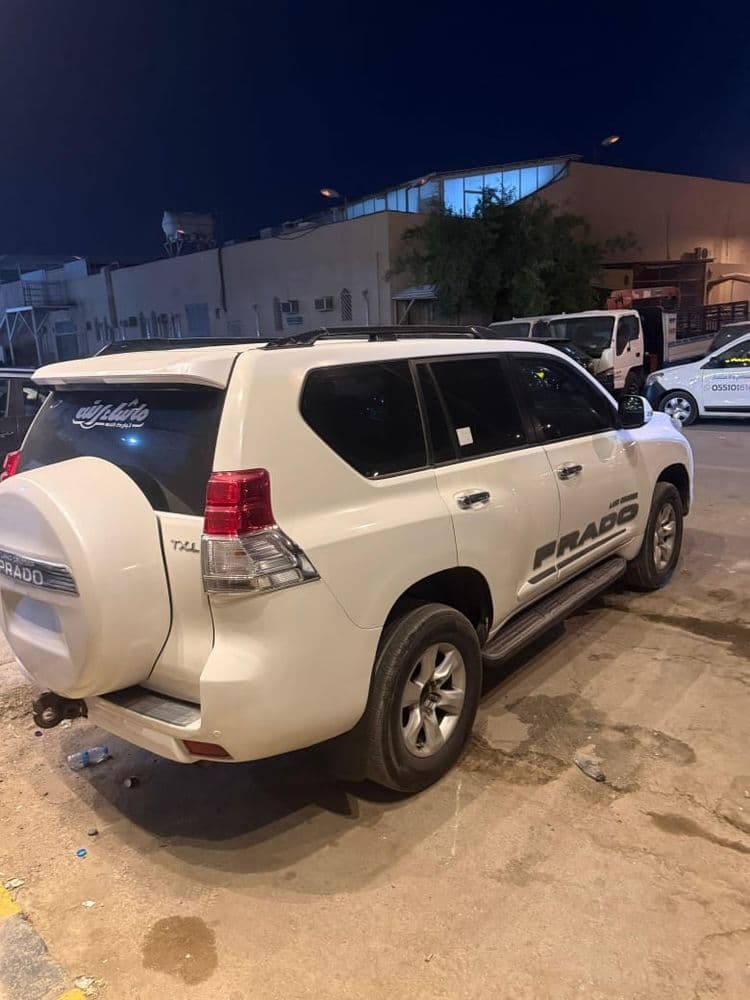 Used Toyota Land Cruiser Prado 2010 for sale in Riyadh - Yallamotor ...