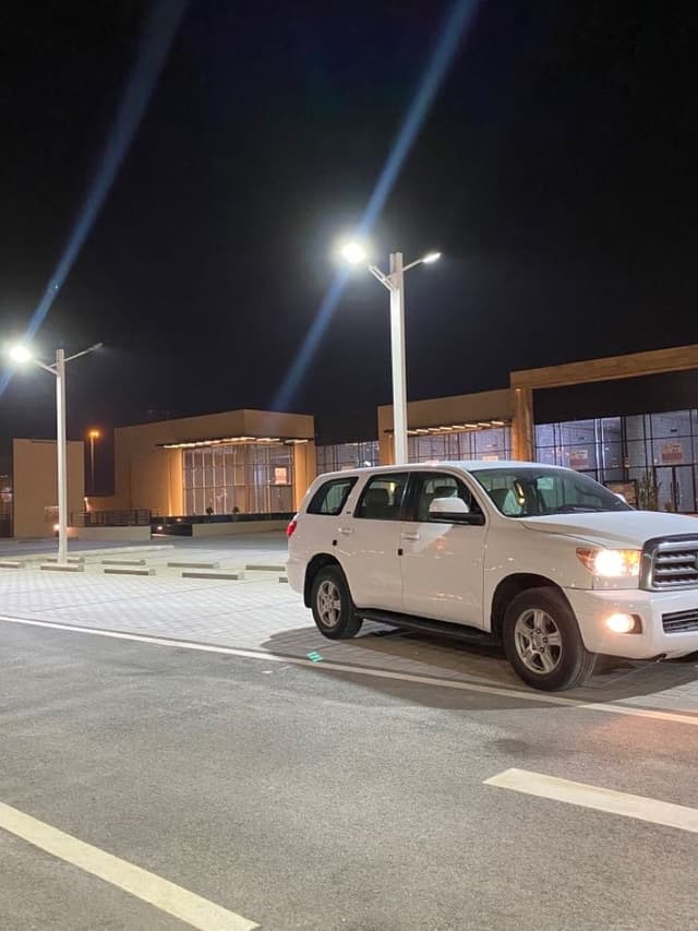Used Toyota Sequoia 2012 for sale in Riyadh - Yallamotor Saudi Arabia
